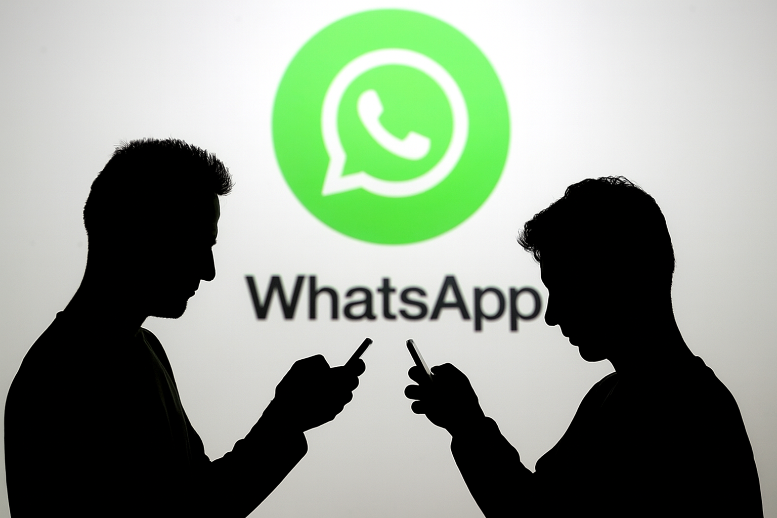 WhatsApp стал лидером по ежемесячному охвату в России: 97 млн пользователей; VK и Telegram — в тройке лидеров WhatsApp стал лидером по ежемесячному охвату в России: 97 млн пользователей; VK и Telegram — в тройке лидеров
